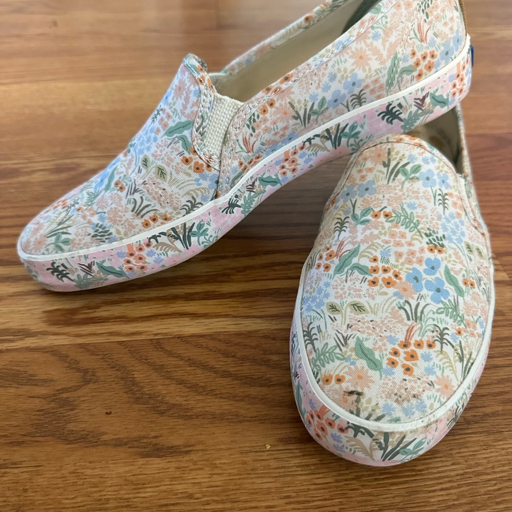 Floral Canvas Slip-On Sneakers